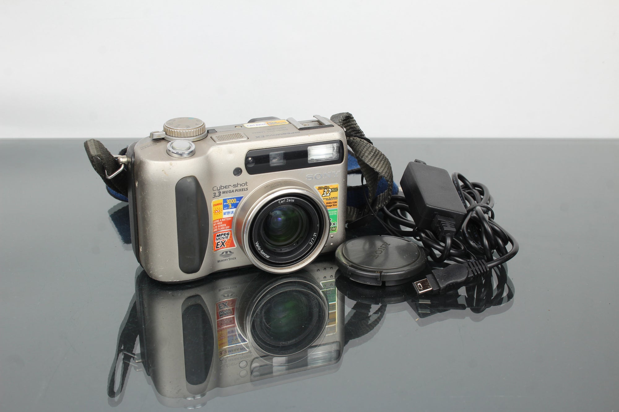 Sony Cyber-Shot DSC-S75