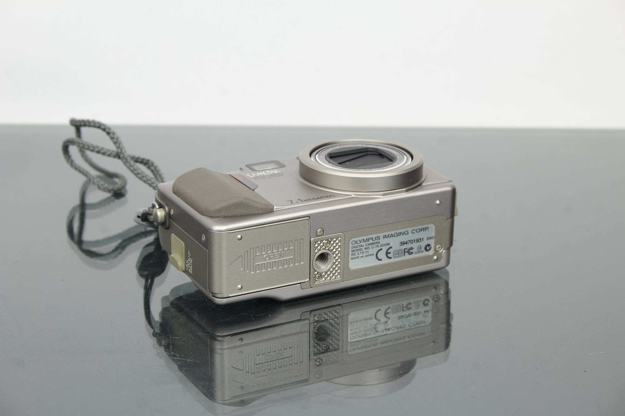 Olympus C-70 Zoom