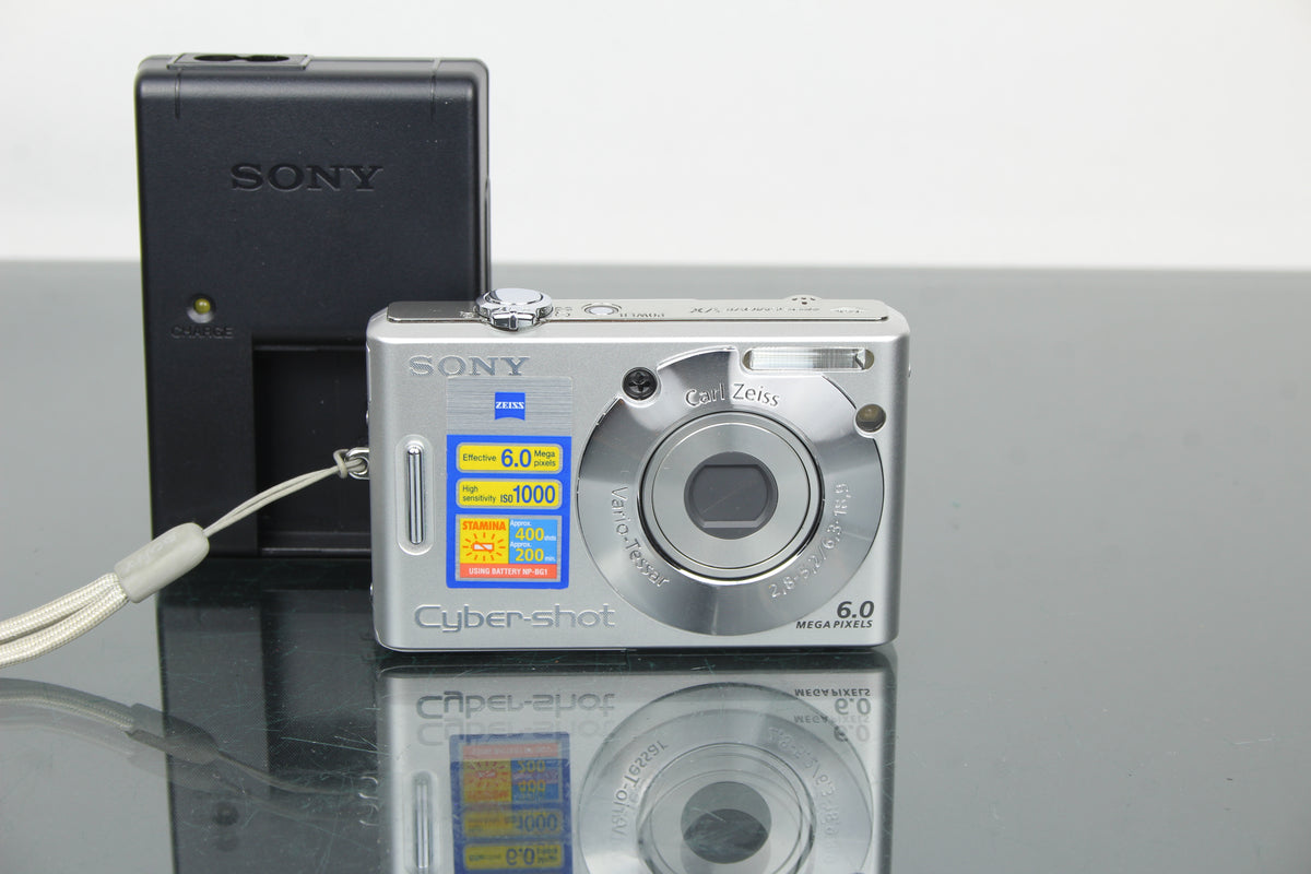 Sony Cyber-shot DSC-W30