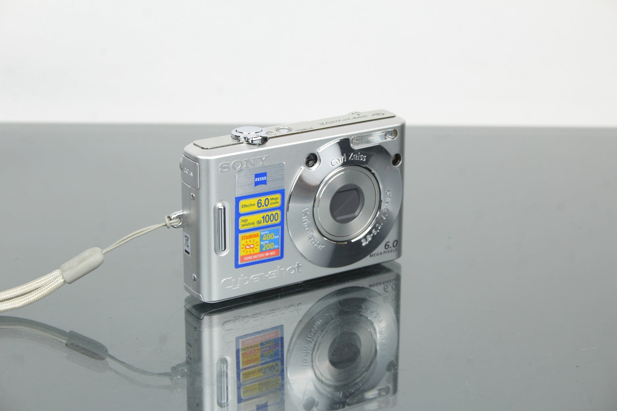 Sony Cyber-shot DSC-W30