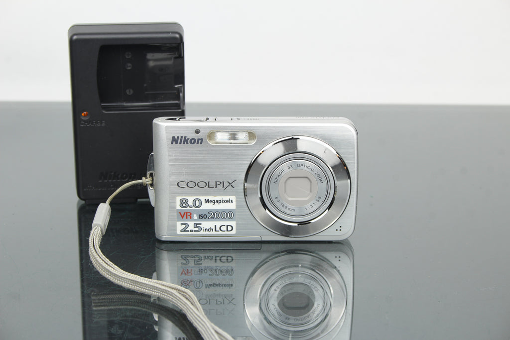 Nikon Coolpix S210