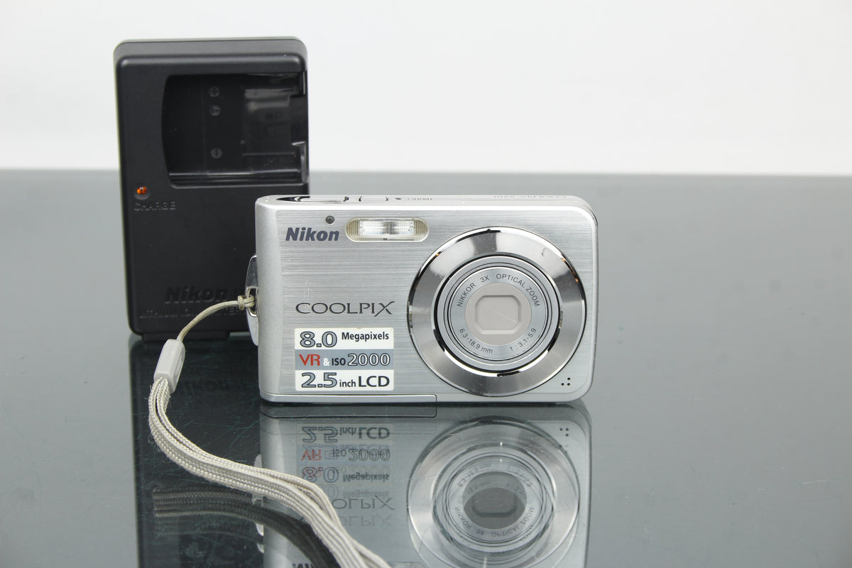 Nikon Coolpix S210