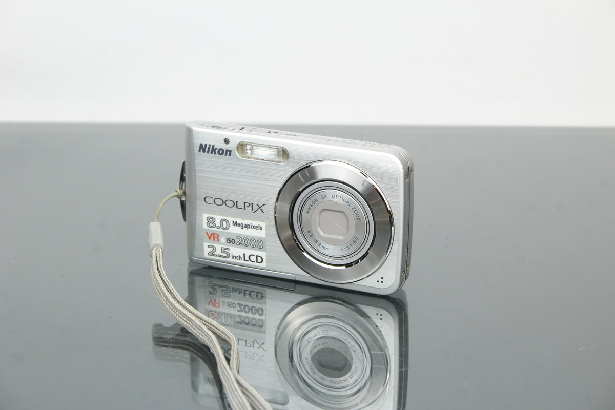 Nikon Coolpix S210