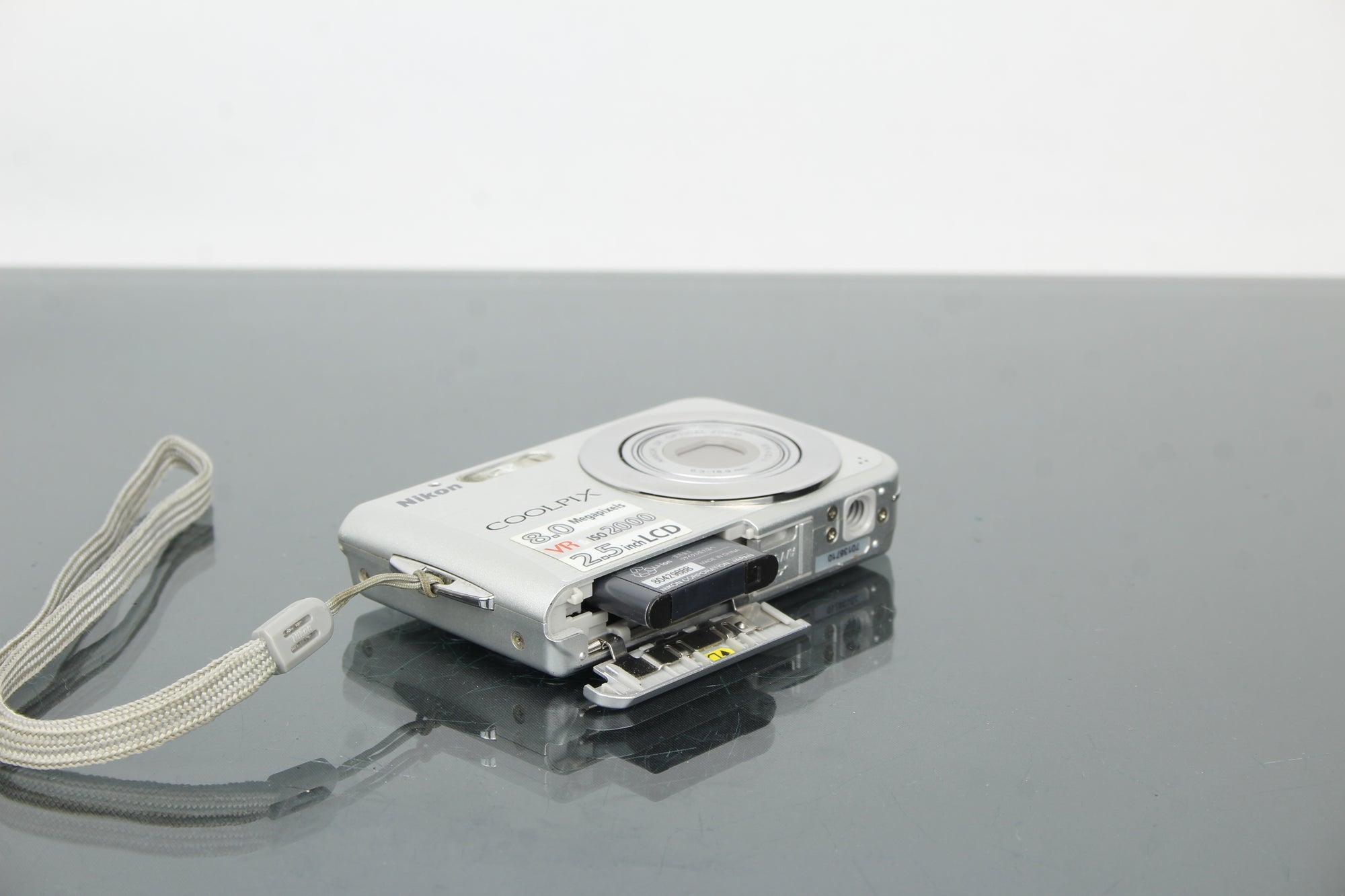Nikon Coolpix S210