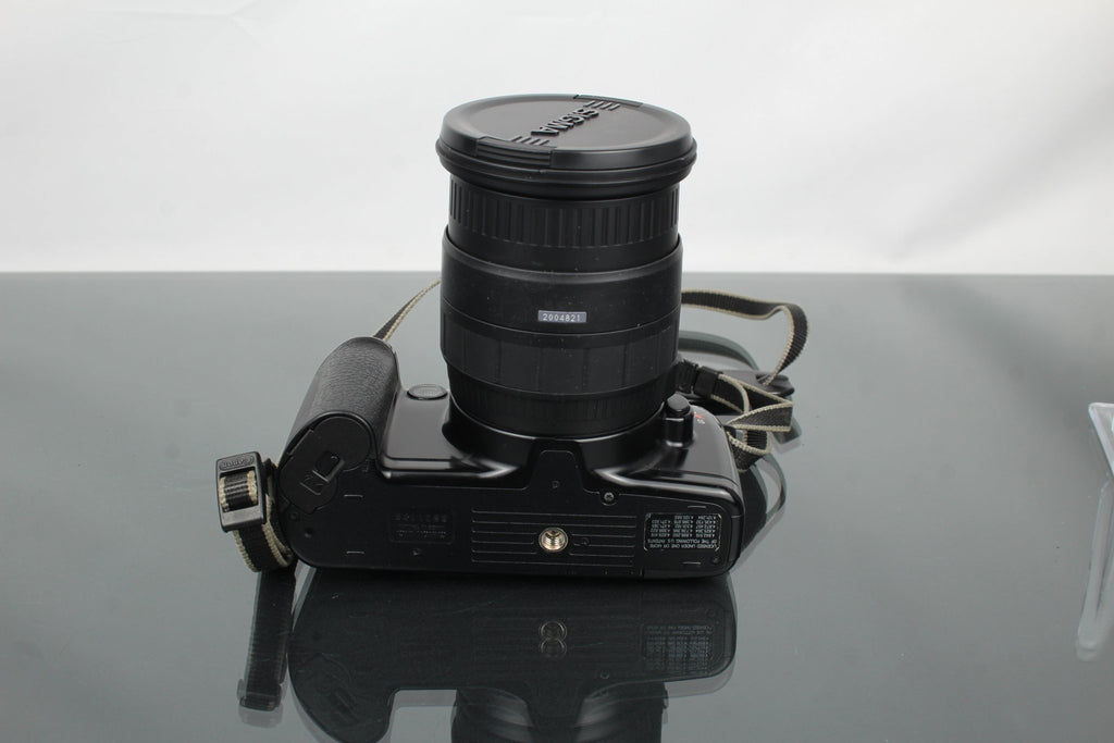 Canon EOS RebelX S + 28 - 105mm 1:2.8 - 4 Canon EF lens - Dutch|Thrift