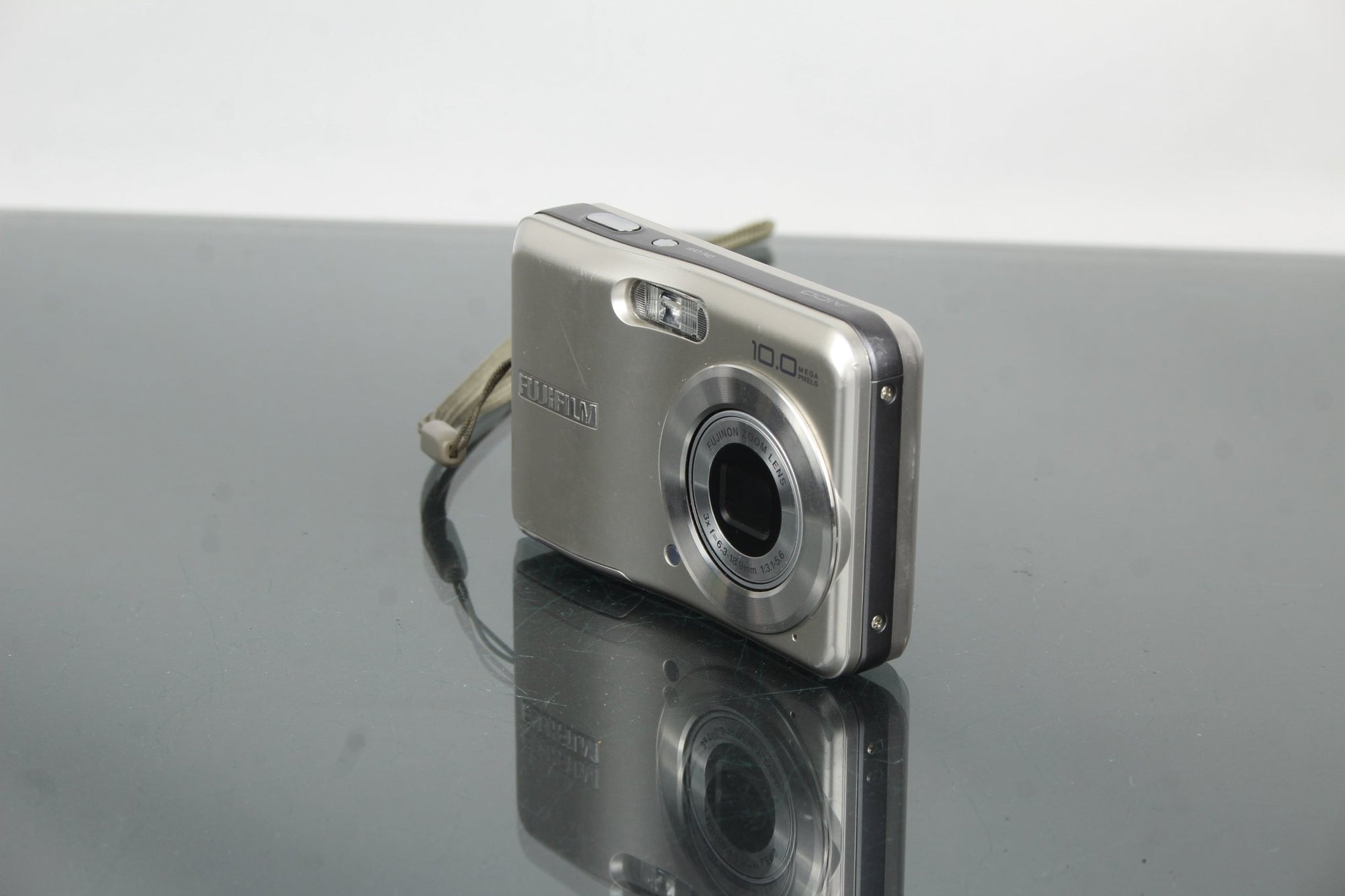 Fujifilm A100 - Dutch|Thrift