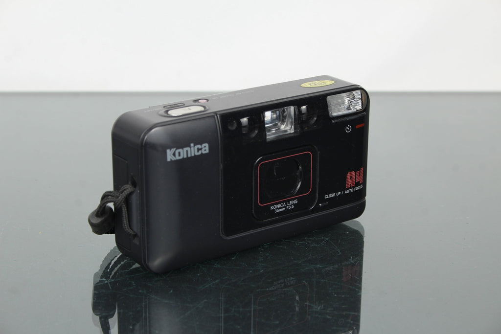 Konica A4 - Dutch|Thrift