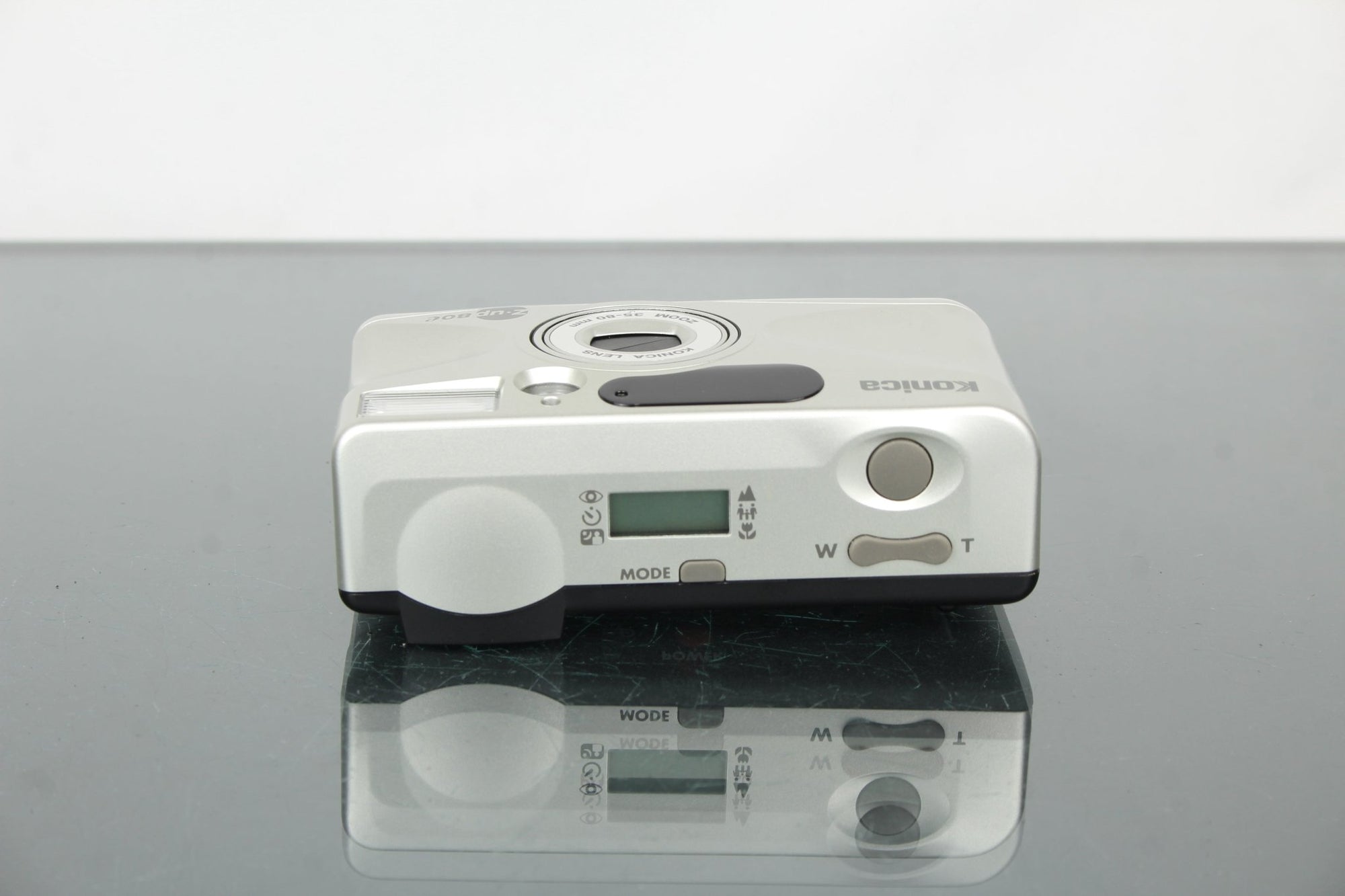 Konica Z - up 80e - Dutch|Thrift