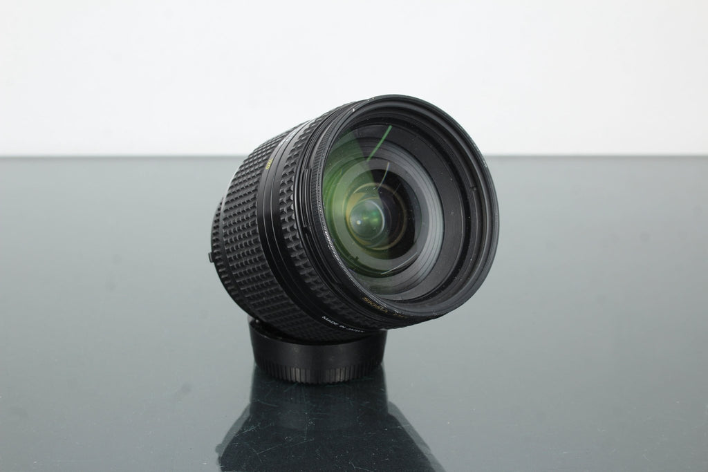 Nikon AF Nikkor 24 - 120mm 1:3.5 - 5.6 - Nikon F mount - Dutch|Thrift