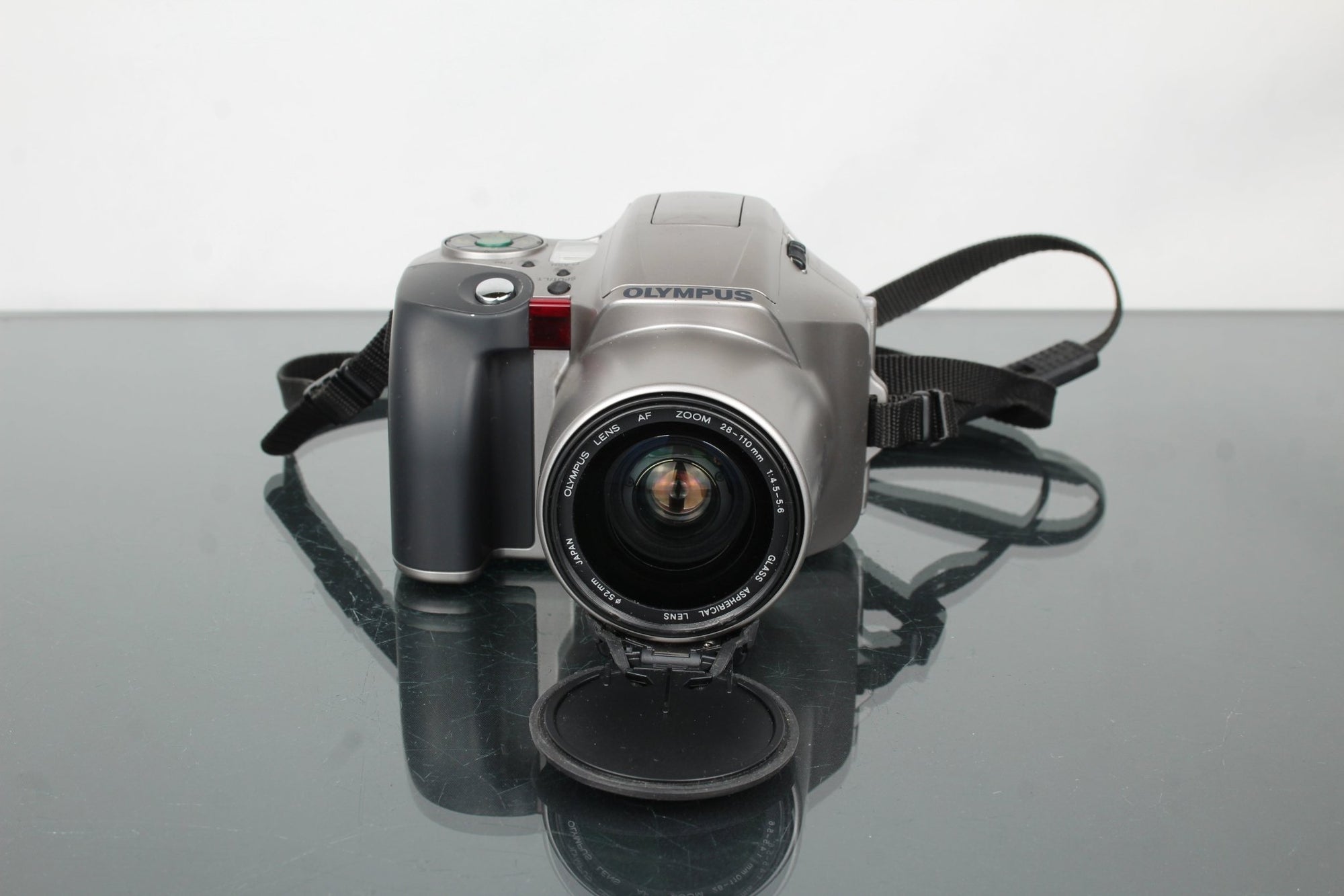 Olympus IS 200 - Dutch|Thrift