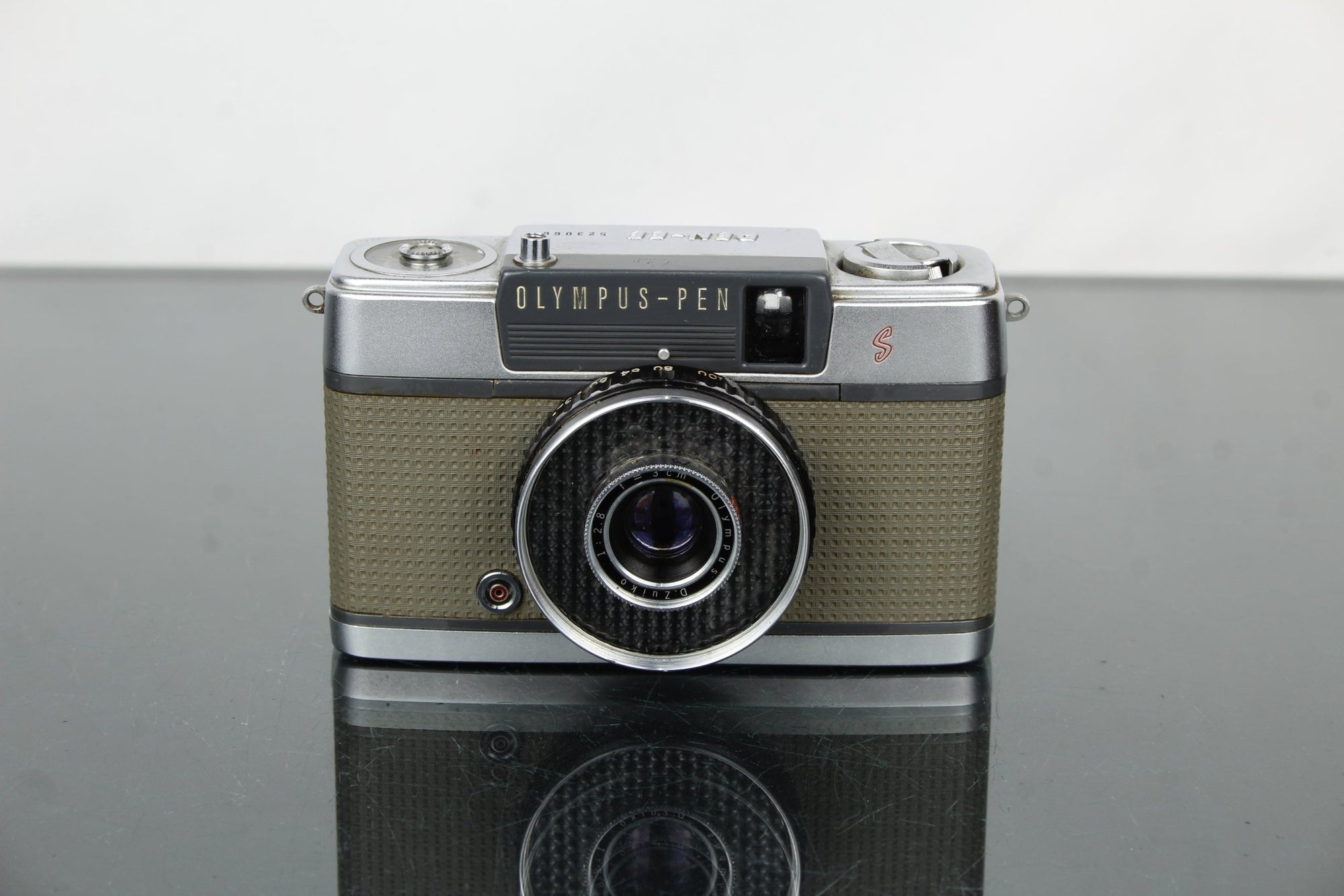 Olympus - Pen - EE - Dutch|Thrift