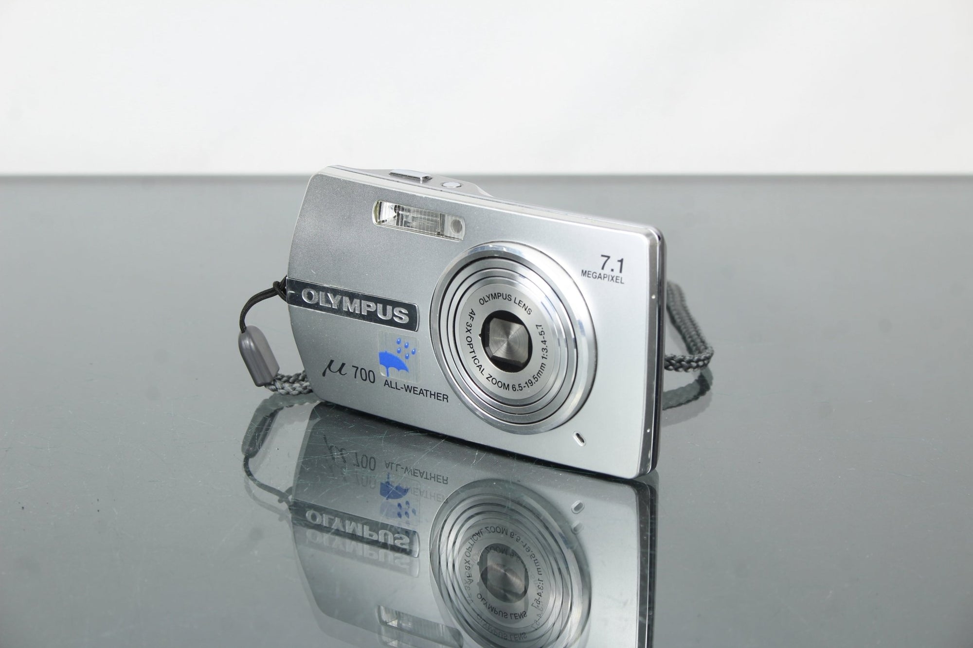 Olympus U 700 - Dutch|Thrift