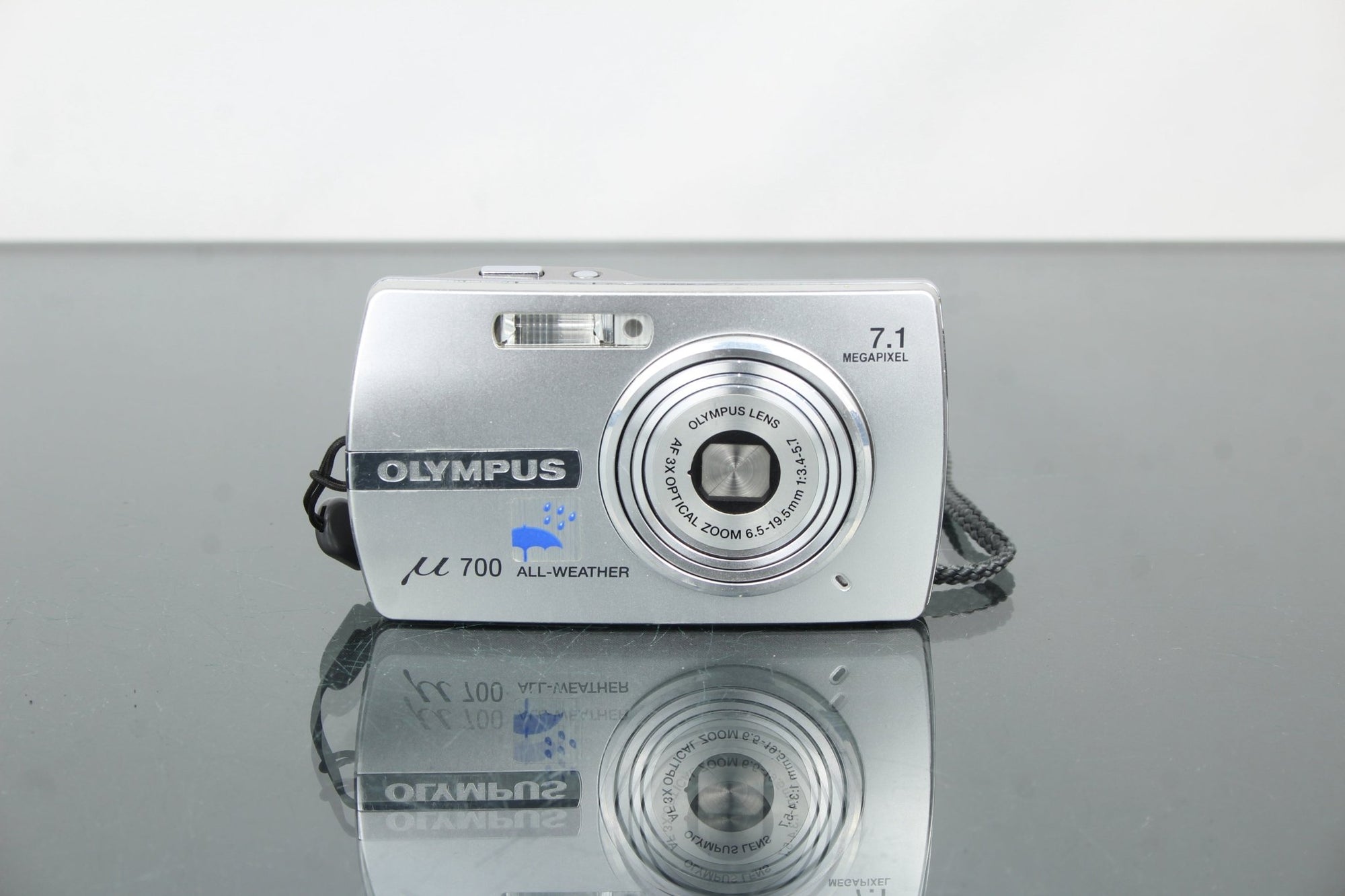 Olympus U 700 - Dutch|Thrift