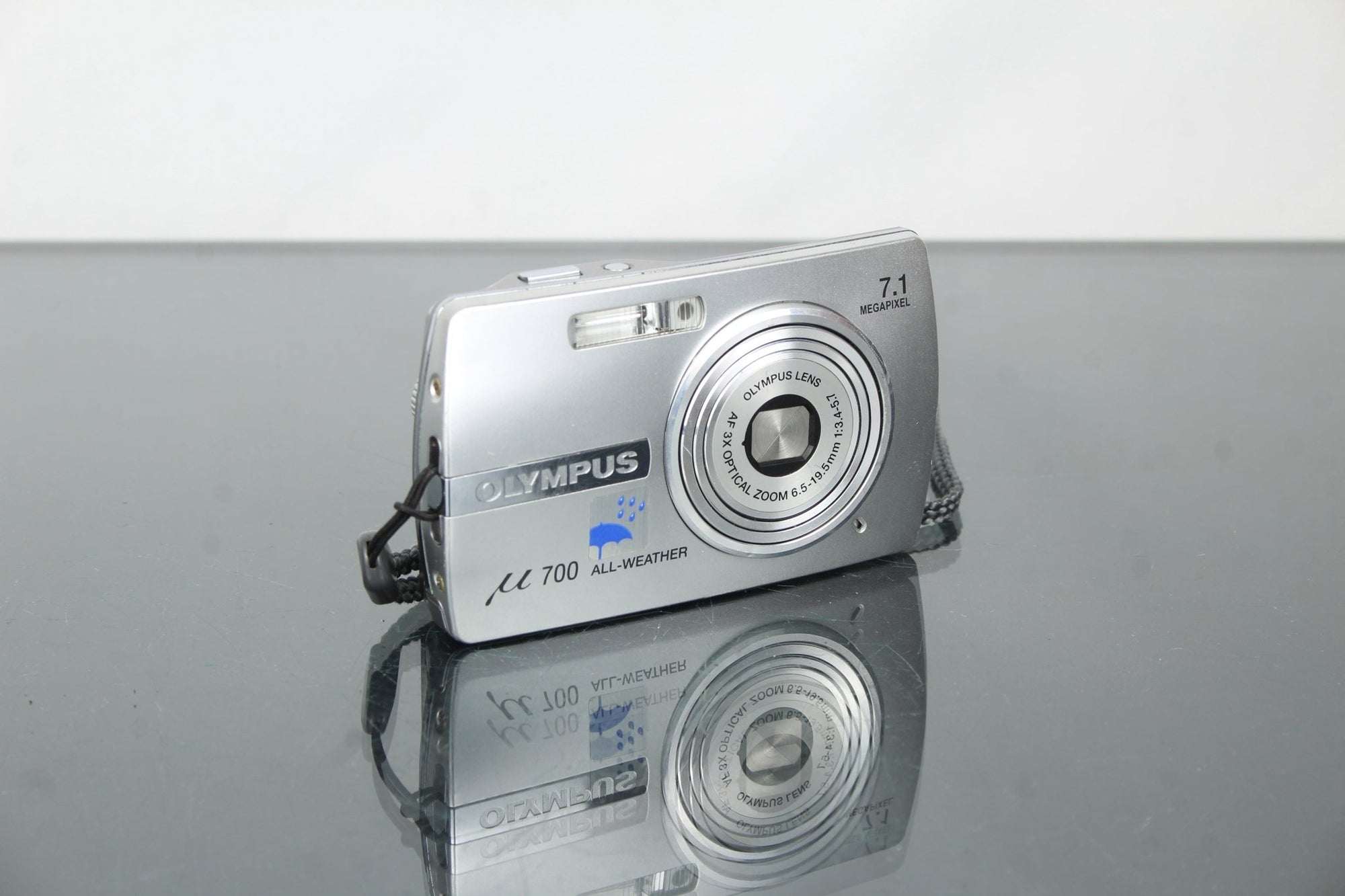 Olympus U 700 - Dutch|Thrift