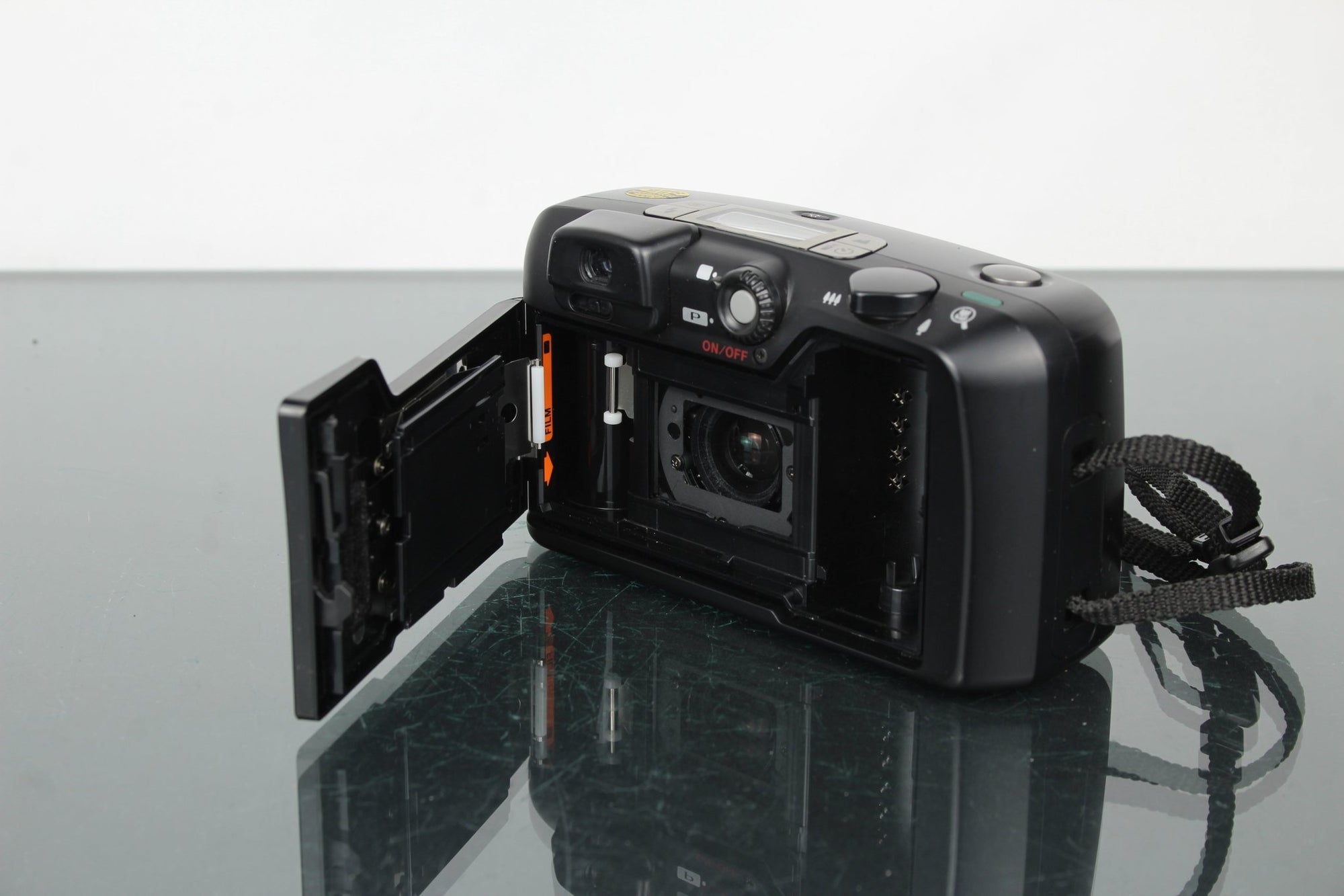 Pentax espio 120 - Dutch|Thrift