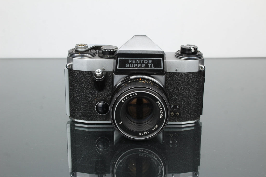 Pentor super tl + pentacon 50mm 1:1.8 - Dutch|Thrift