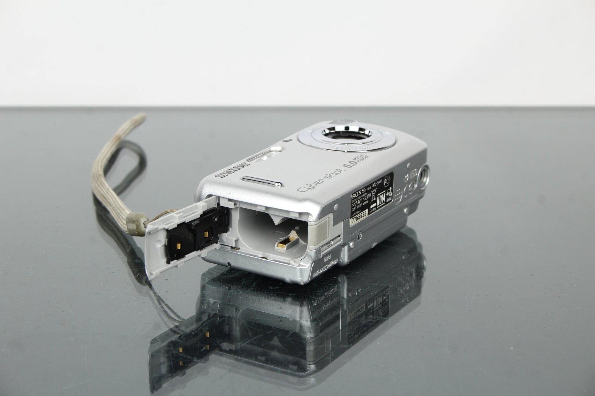 Sony Cyber - shot DSC - S600 - Dutch|Thrift