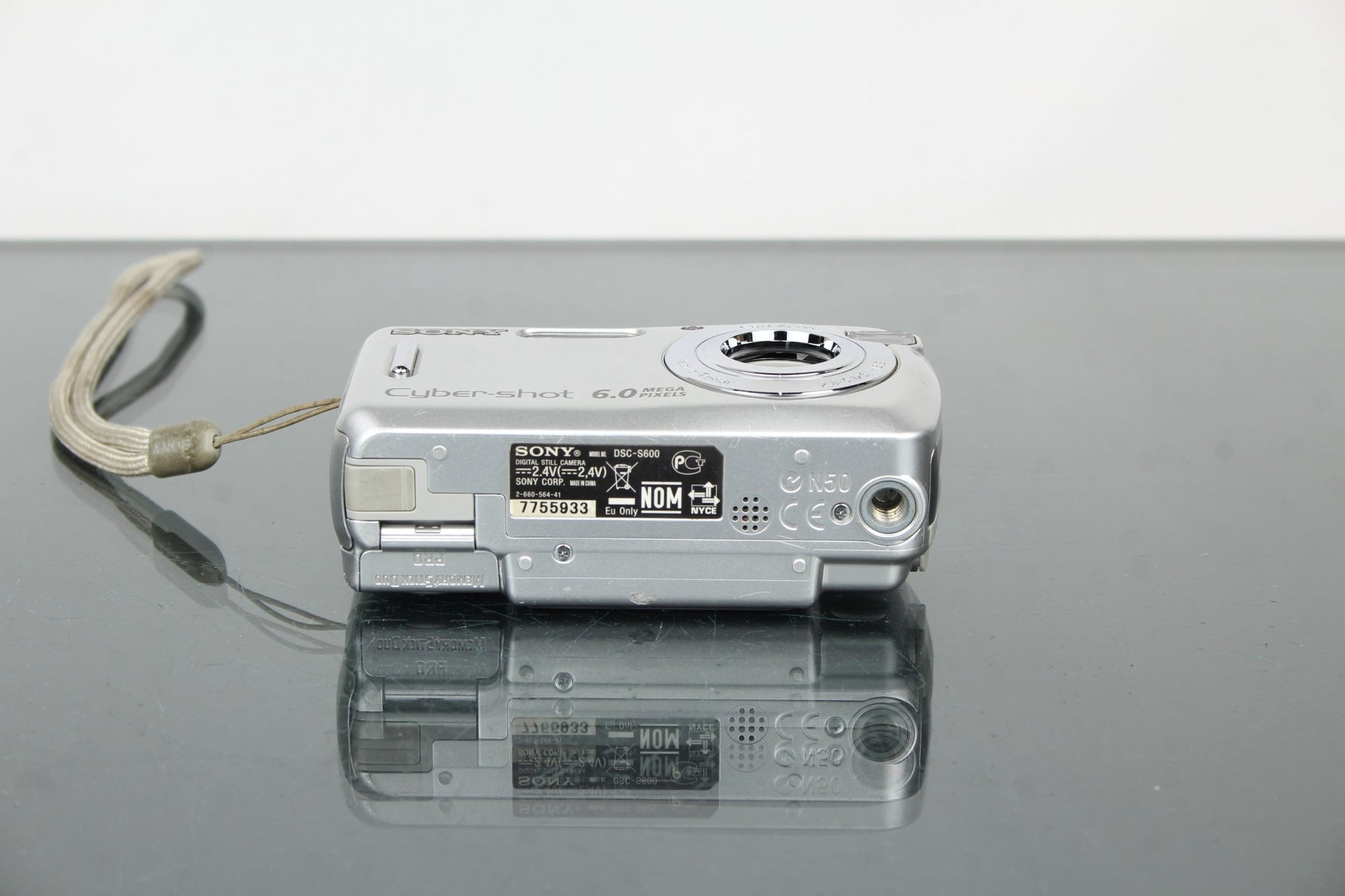 Sony Cyber - shot DSC - S600 - Dutch|Thrift