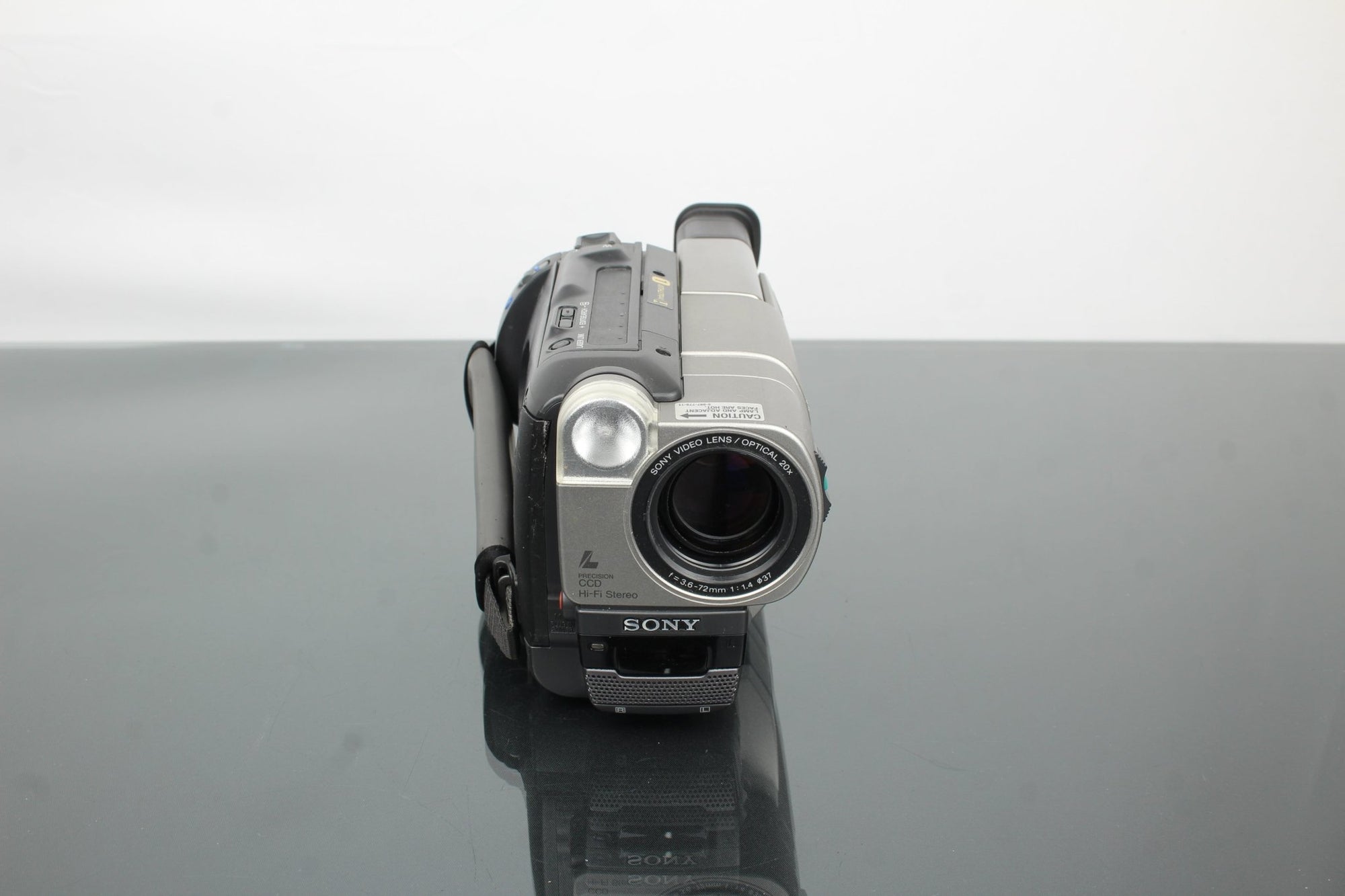 Sony Handycam CCD - TRV66E Hi8 - Dutch|Thrift
