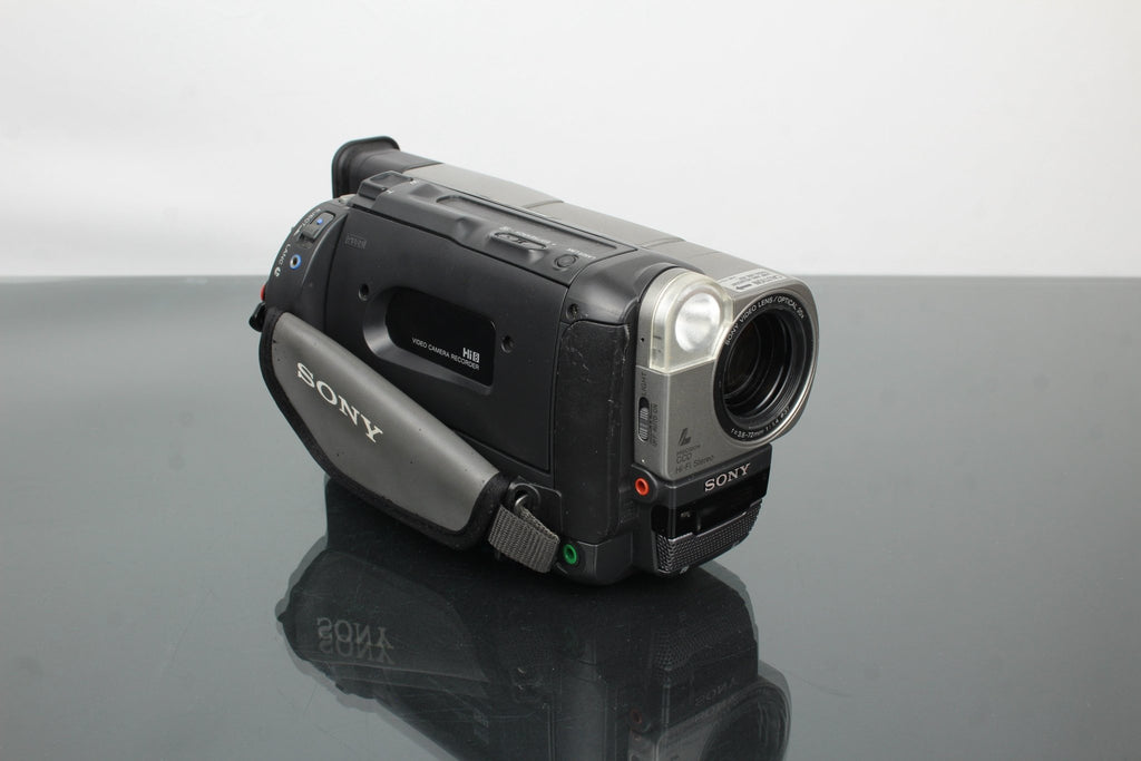 Sony Handycam CCD - TRV66E Hi8 - Dutch|Thrift
