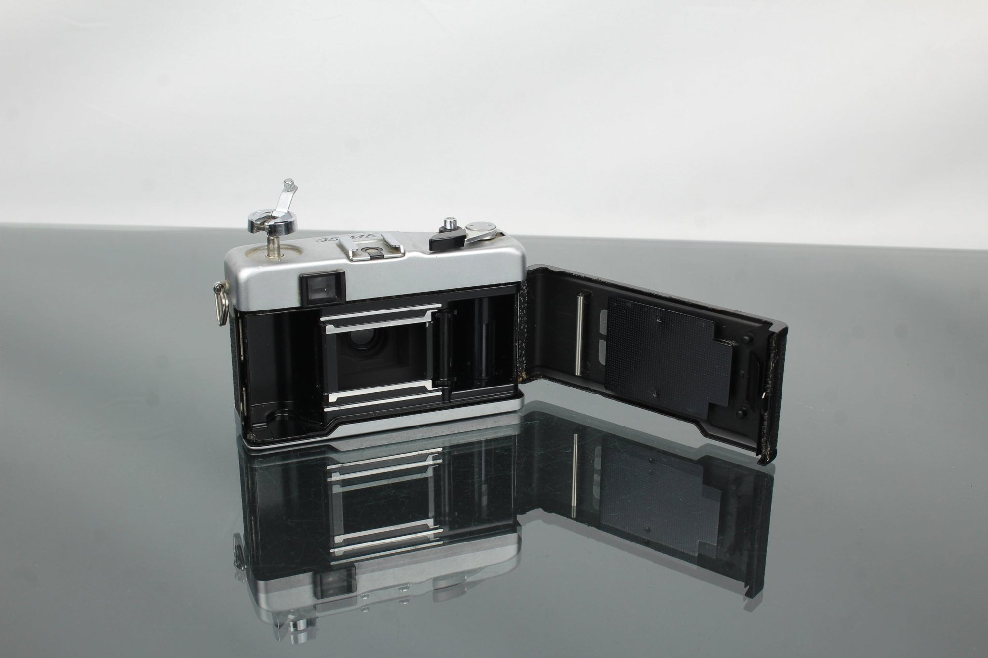 Yashica 35 - ME - Dutch|Thrift